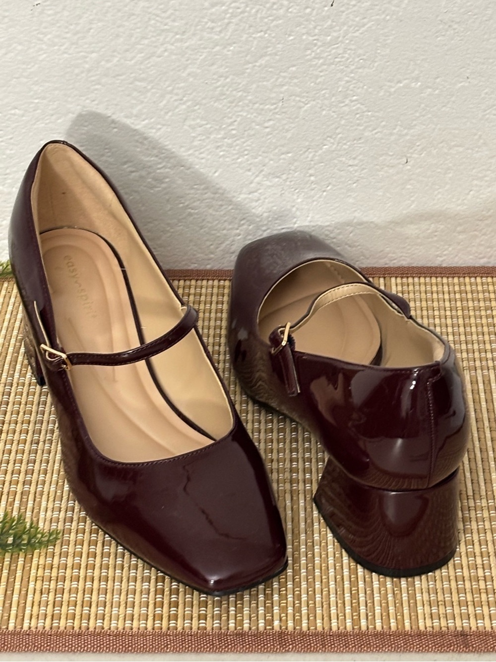 Easy Spirit Woman SEMARLAY Block Heel Pumps Size: 9M